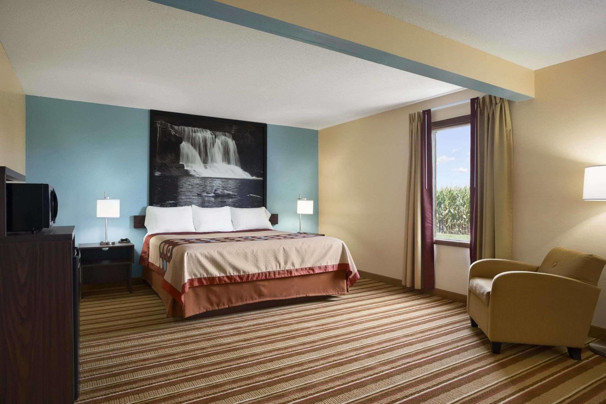 Super 8 By Wyndham Mattoon Hotel Exterior foto