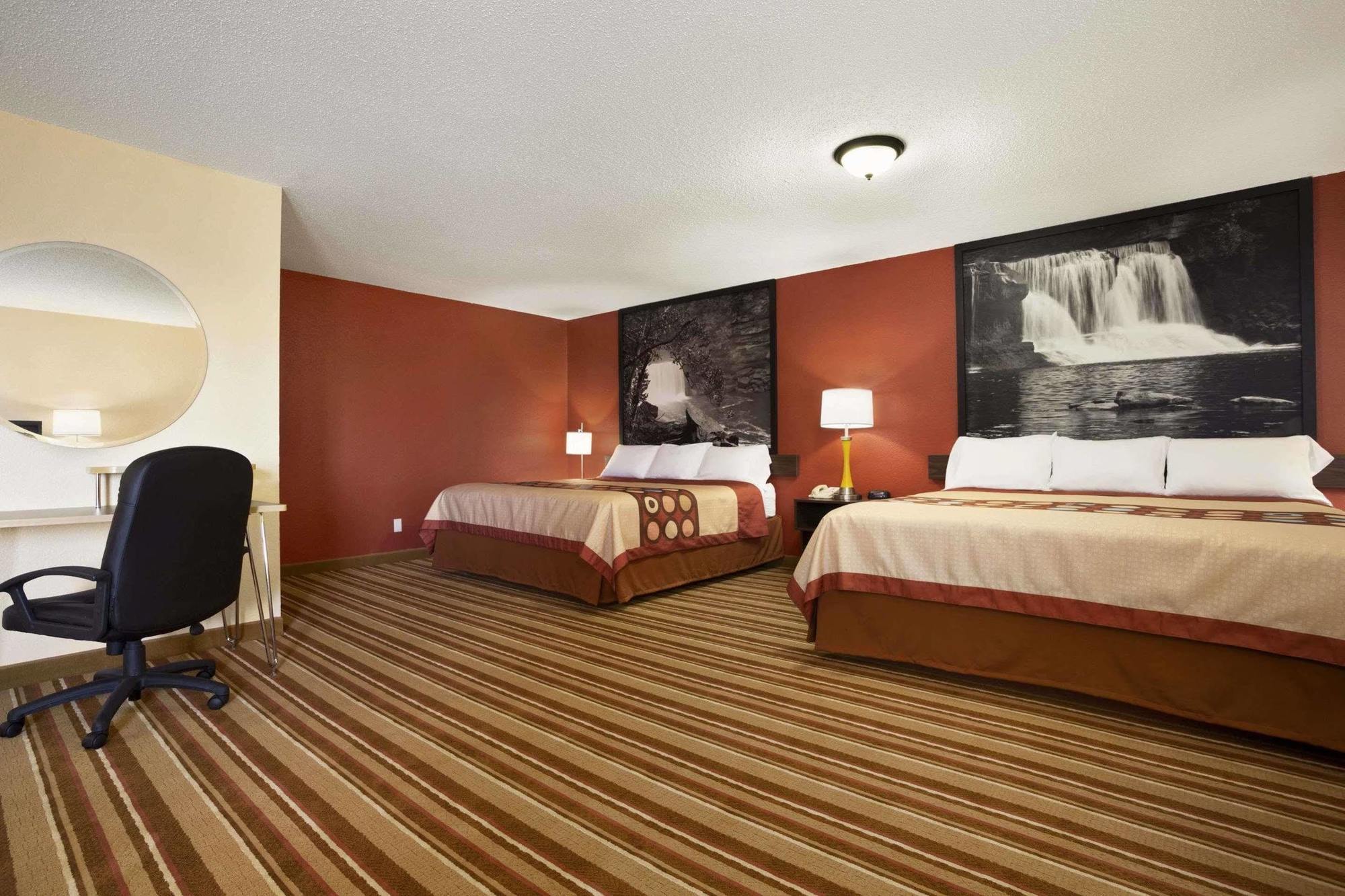 Super 8 By Wyndham Mattoon Hotel Exterior foto